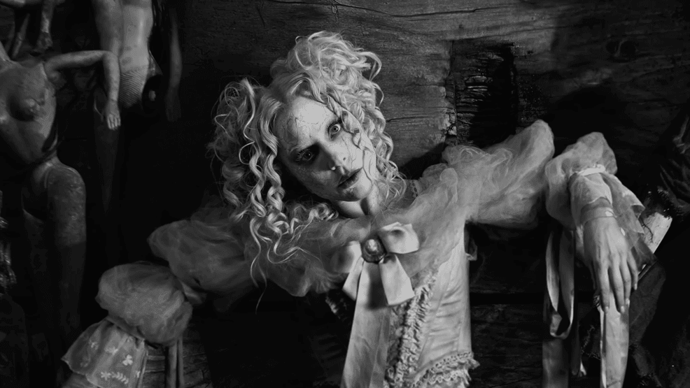 Lady Gaga in "The Dead Dance" music video. (Courtesy: YouTube)